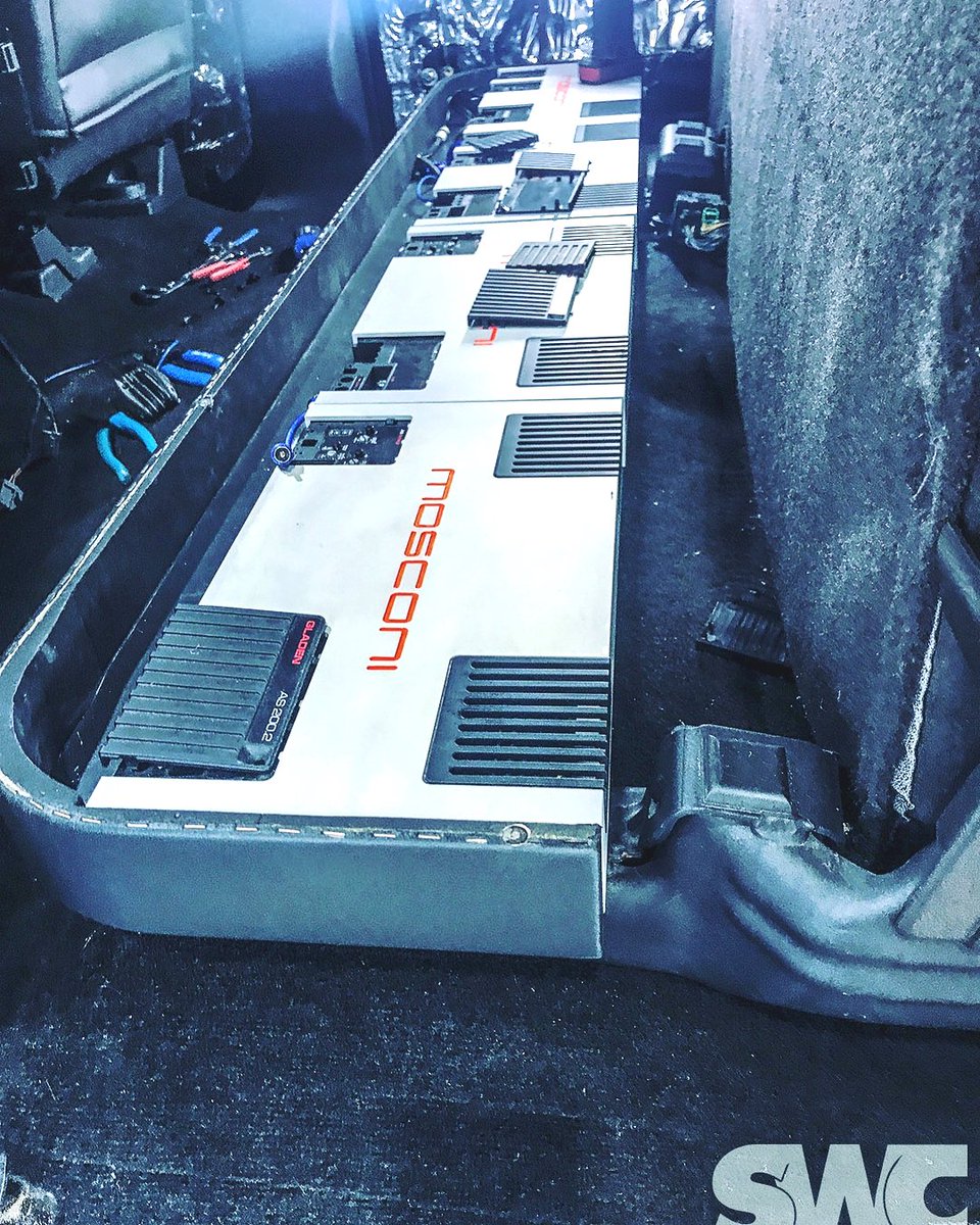 car_stereo_org's tweet photo. Repost from @soundwavecustoms
#soundwavecustoms #throwbackthursday #mosconi #amplifier #handbuilt #sound #qaulity #power #playitalian #ford #superduty #powerstroke #amprack #caraudio #carstereo #mobileelectronics #vehicleaccessories #12volt #hamptonroads #tidewater #757 #norfolk https://t.co/R42nE0EZ2X