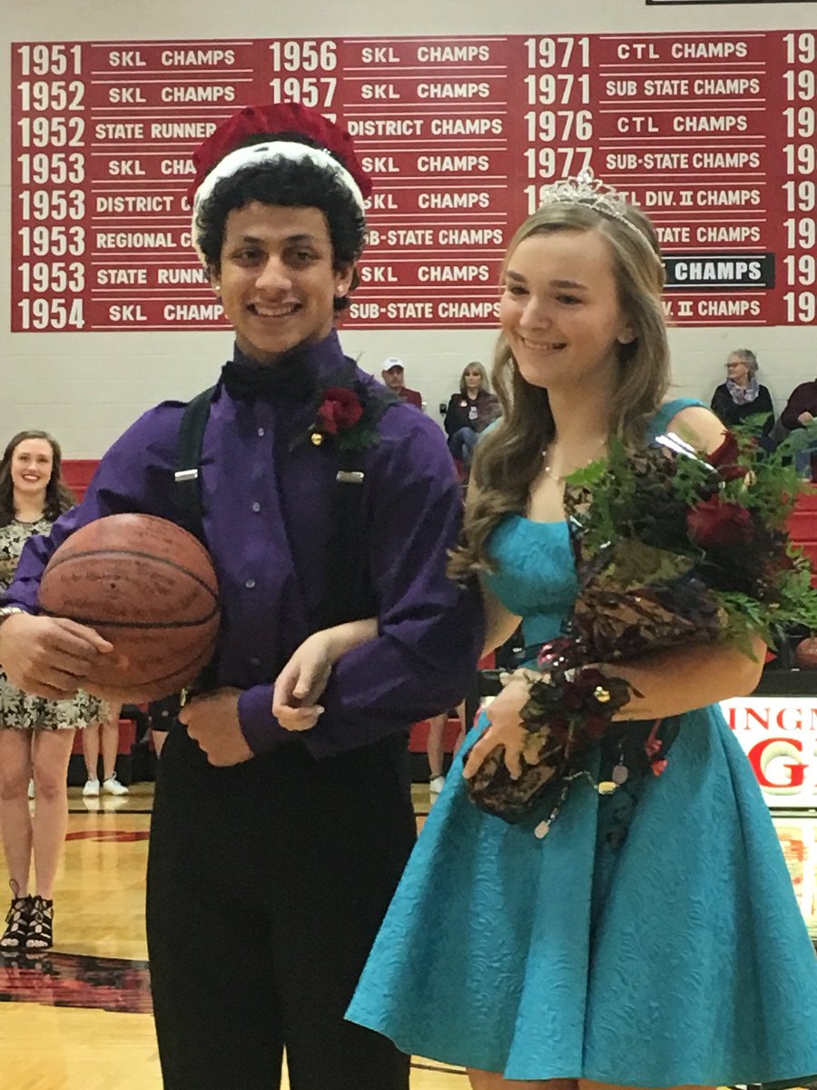KingmanEagles's tweet photo. 2018 Winter Homecoming King and Queen.  Chris Ontiveros and Brighton Rohlman.  @BrightonRohlman @Chrissyj_3 https://t.co/9hyDadRAKq
