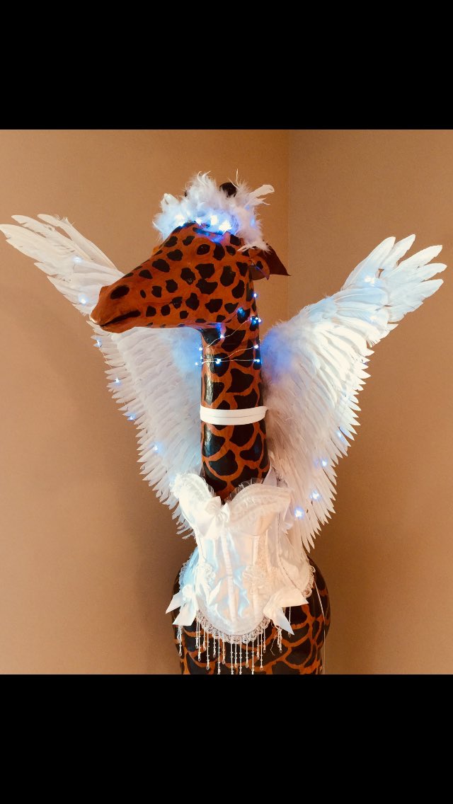 PatTheGiraffe's tweet photo. Did I miss the Victoria Secret Fashion Show??? https://t.co/VgZVEx5F0l