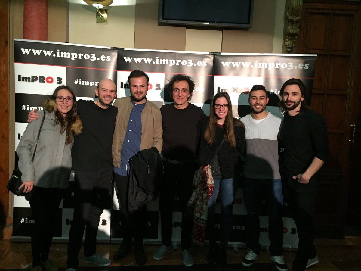 JaviPonzAurell's tweet image. Noche mágica y divertida!! #impro3 #Risas #teatroolympia