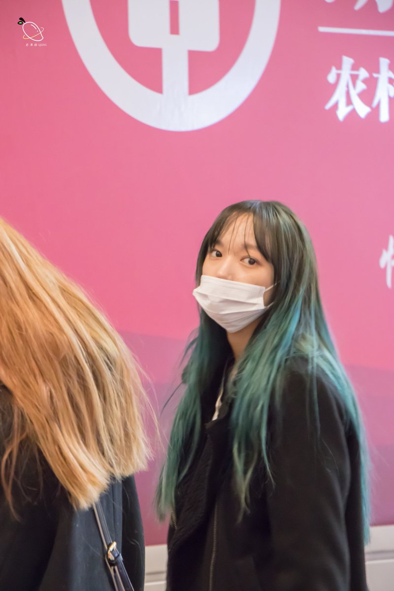 lubby1007's tweet image. 180209 长沙黄花国际机场 
带着起床气的可爱潇😘
#程潇 #CHENGXIAO #성소