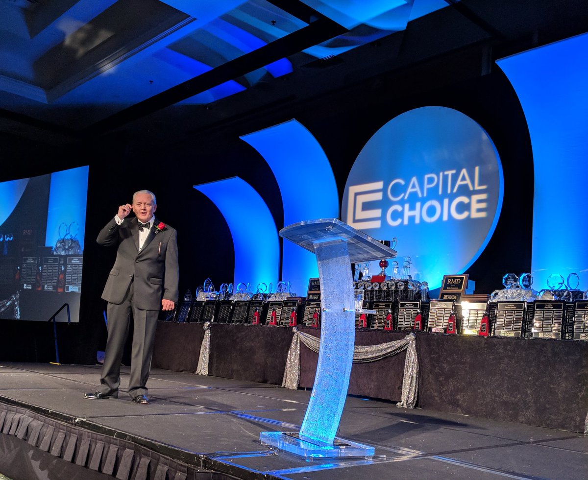 MyCapitalChoice's tweet photo. Ready for a fantastic evening with the greatest team in the business! #2018OneMore https://t.co/6nrp0zs8bU
