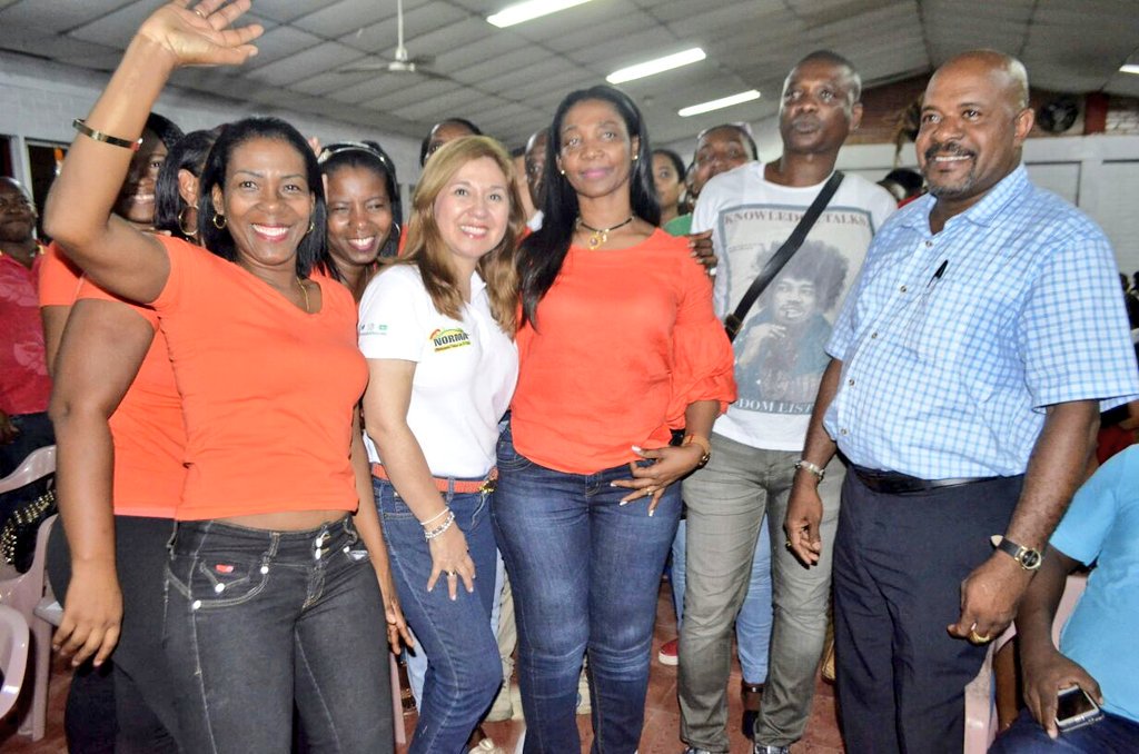 normahurtados's tweet photo. ¡Le vamos a cumplir a Buenaventura! Queremos fortalecer la educación del Pacífico, el deporte para que nuestros jóvenes ocupen su tiempo, la calidad de vida de los bonaverenses. Si le cumplimos a Buenaventura desde la Cámara de Representantes, el Valle del Cauca progresa. #U108 https://t.co/f3xqr48zQa