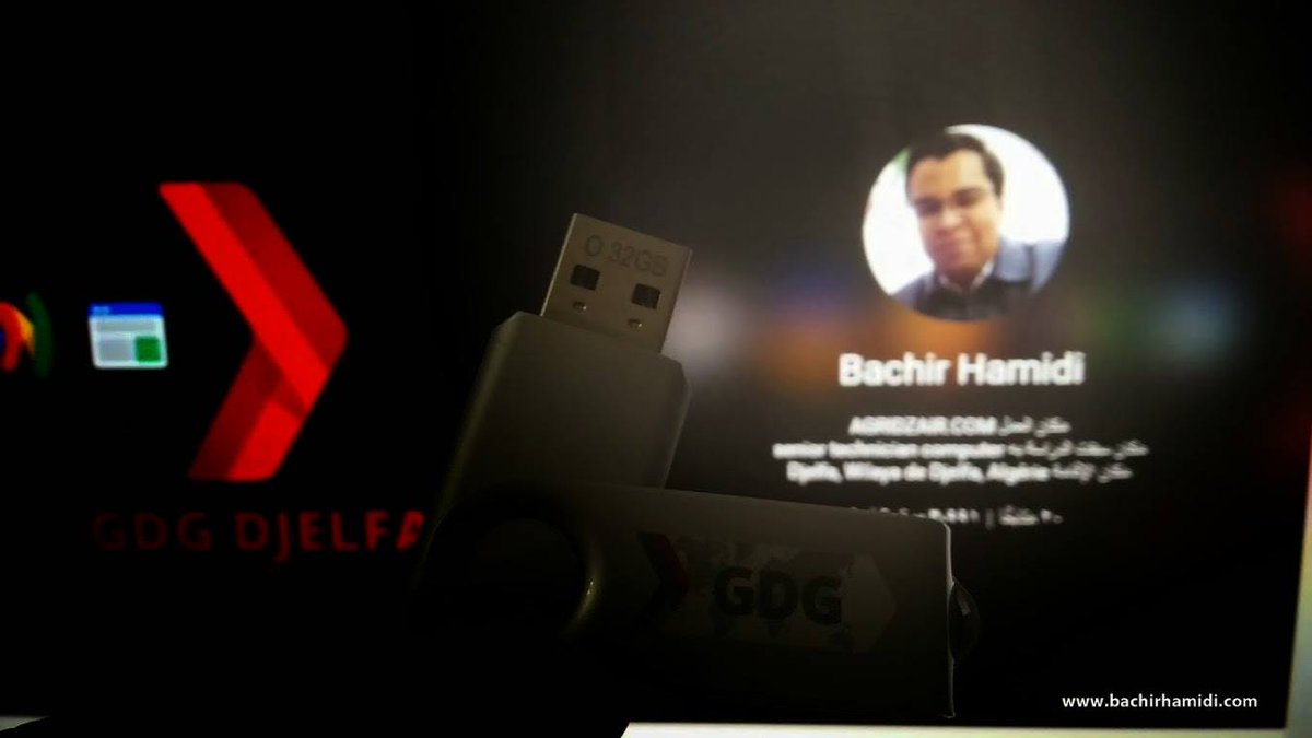 bachir_digital's tweet photo. 3سنوات تسلمت هدية من @Google الثلاثاء 2015/02/11 الهدية لمطوري @Android التابعين لمكاتب مجموعات مطوري جوجل بالعالم، فخور كوني Googler ، شكرا Google #OfflineDevKit #GDG #Google #Android #WomenTechmakers , #DevStudyJam #smartwatch #Cardboard #Tech #GoogleCardboard #Chrome #GDE https://t.co/gOcfdKQJEj