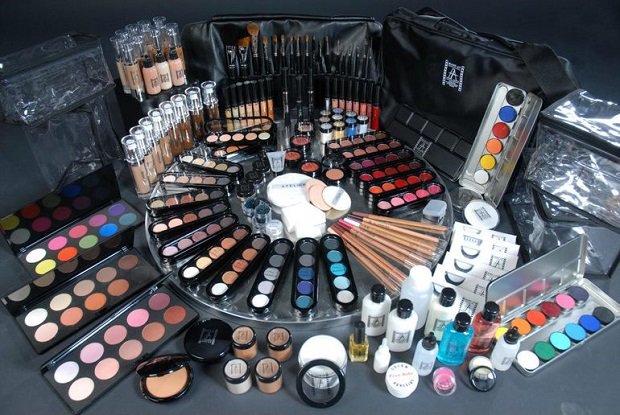 WrongMag's tweet photo. Профессиональная косметика - https://t.co/B9drLOhMJs https://t.co/oKnStSoeGn