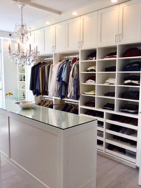 TroicoGroup's tweet photo. Closet goals! Just finished the cabinetry in this gorgeous Yaletown penthouse. #yvr #closet https://t.co/y6UovLnucz