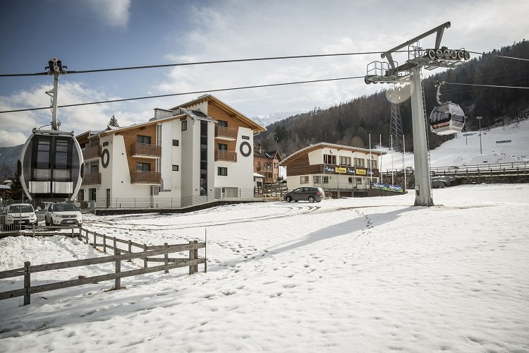 SonoitaliaInfo's tweet photo. Auf zum #Skifahren ins #Val di #Sole im #Trentino! Das #Monroc #Hotel ist der ideale Ausgangspunkt für Ski-Fans in das Skigebiet #Campiglio @campiglioapt @VisitTrentino @TrentinoWow @ValdiSoleHotels https://t.co/QlgnYyuq2n https://t.co/aepAcTUa5L