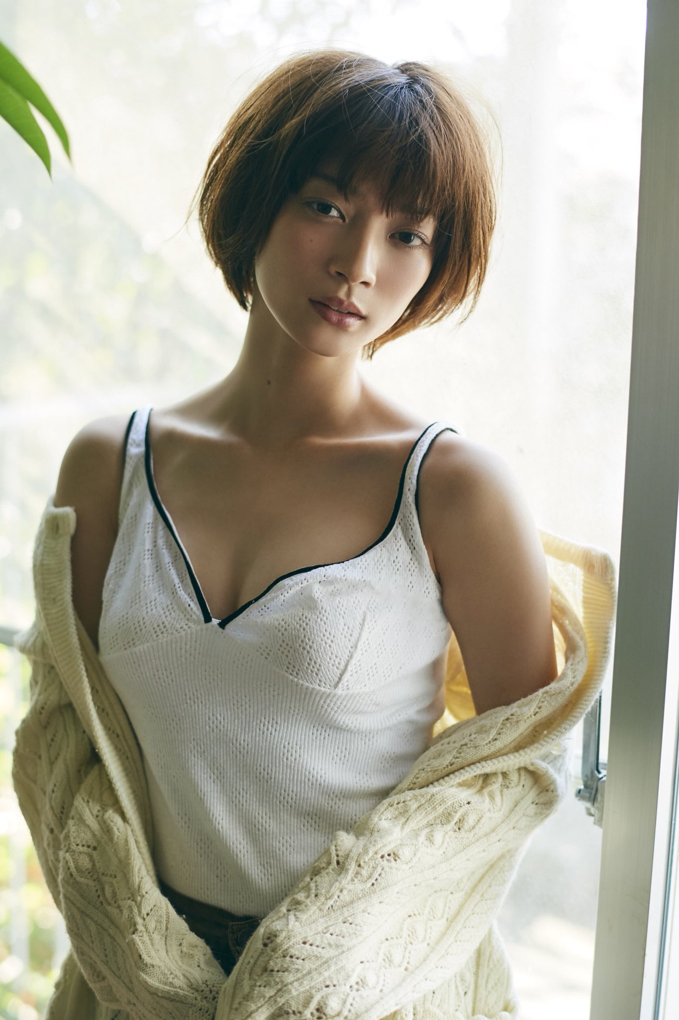 田中真琴　シリアルナンバー入り　直筆サインパネル1　BLT　43cm×52cm 田中真琴 シリアルナンバー入り 直筆サインパネル1 BLT 43cm