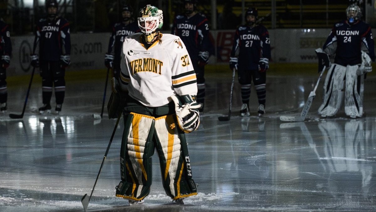 CatamounTV's tweet photo. Special thanks to the 1,876 that came out to #PackTheGut tonight and watch @UVMwhockey pick up a big 1-0 win over UConn #VCats #ThisIsVermont https://t.co/HsU4PoZHJD https://t.co/rqWJgTCsRY