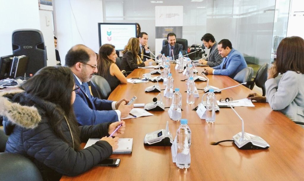 2. Estamos en el tramo final para aprobar un nuevo Código de Comercio. Afinamos criterios y en un par de semanas pediremos la votación final en el pleno de la <a href="/AsambleaEcuador/">Asamblea Nacional</a>. Gracias a los expertos que asistieron a la Comisión de <a href="/RegimenEconomAN/">Comisión Régimen Económico</a> a compartir sus enfoques