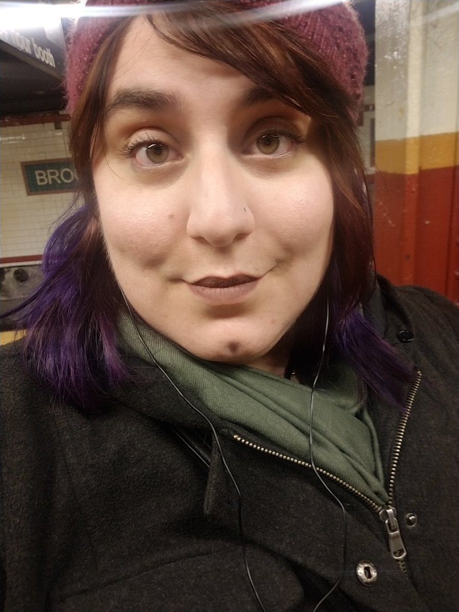 MangsAlt's tweet photo. Just so y'all know @tartecosmetics liquid lipstick lasted a beer, a brownie, a bottle of water, walking through NYC and it's been over 6 hours. #LastingPower #MyFave https://t.co/yLqdGPW8GA