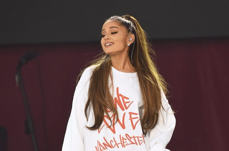 t_w_c's tweet photo. Ariana Grande Barely Managed Terror Attack Mayhem
- @ElliotMWolf / WWTDD 
https://t.co/dhPXPm0l5V 
https://t.co/sP95j47MiG https://t.co/G5GjRvs9Xo