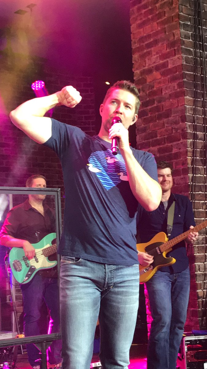 CardeliPaula's tweet photo. Listened to some great music tonight @BPVSTL.  Come back soon @joshturnermusic. https://t.co/uyE3mhEWY1