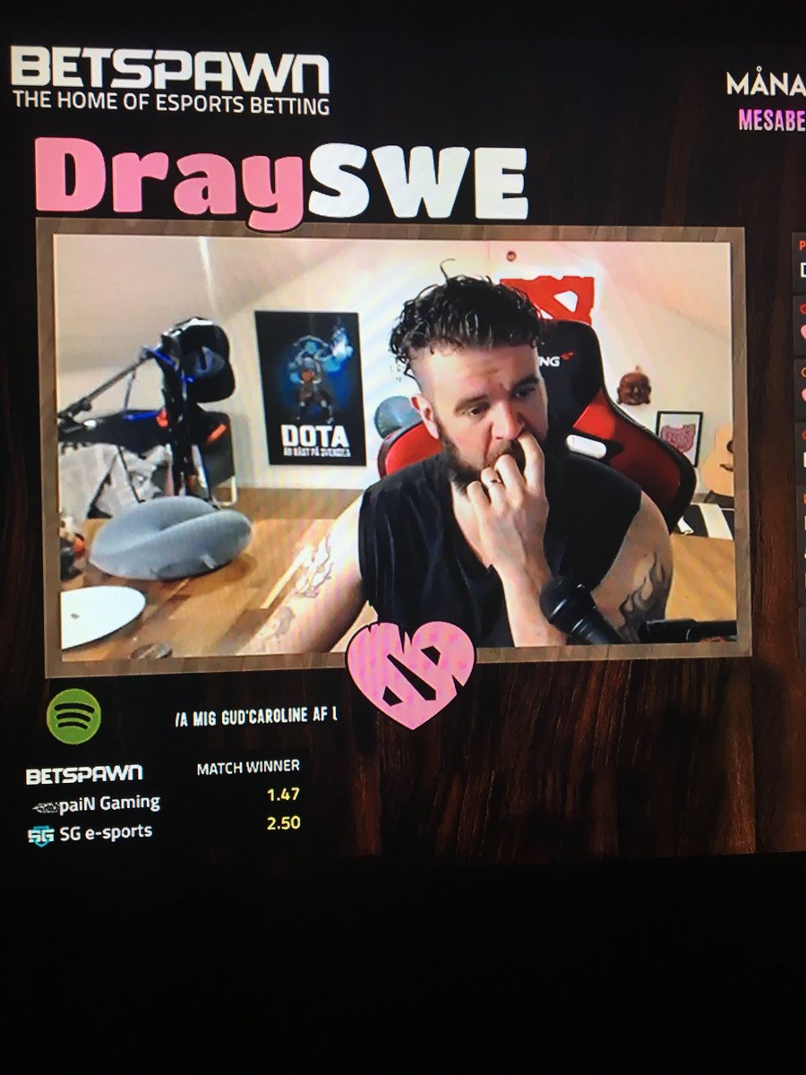 När man vaknar och märker att chromecast har hängt sig vid precis rätt tillfälle @dotadrayich