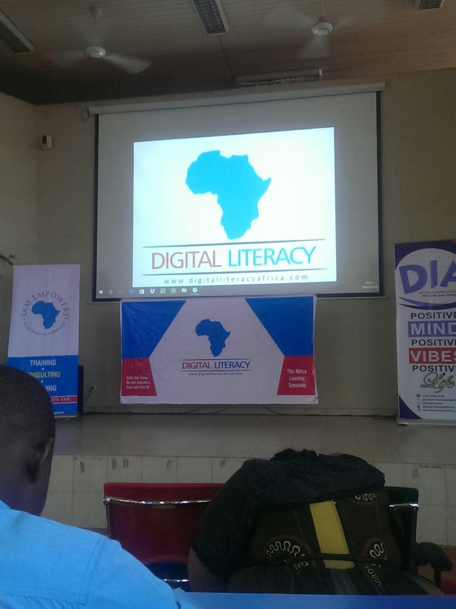 Digital literacy .Entreprenariat digital .ce matin au siege de Aube Nouvelle 
@isseyinspires  <a href="/Eldaa28/">Eldaa Ragnimwendé</a> <a href="/mbakatre/">Malick TAPSOBA</a>  <a href="/rouamba_m/">ROUAMBA Mahamadi</a> <a href="/MindiebaOUALI/">𝗠𝗶𝗻𝗱𝗶𝗲́𝗯𝗮 𝗢𝘂𝗮𝗹𝗶 Ⓜ️™</a>