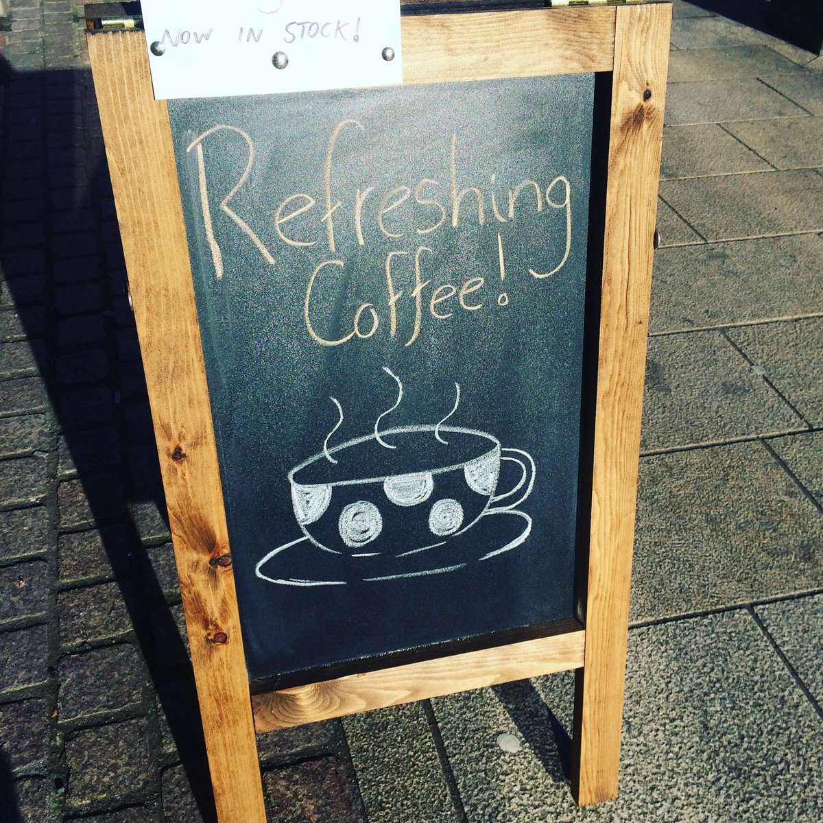 Hi_Coffee_Alty's tweet photo. Fancy filling your morning with coffee and vinyl? Head over to our cafe! #altrincham #manchester #coffee #coffeetime #cafe #café #coffeeshop #vinyl #vinylrecord #vinylrecords #music https://t.co/1PUBvi5dXa