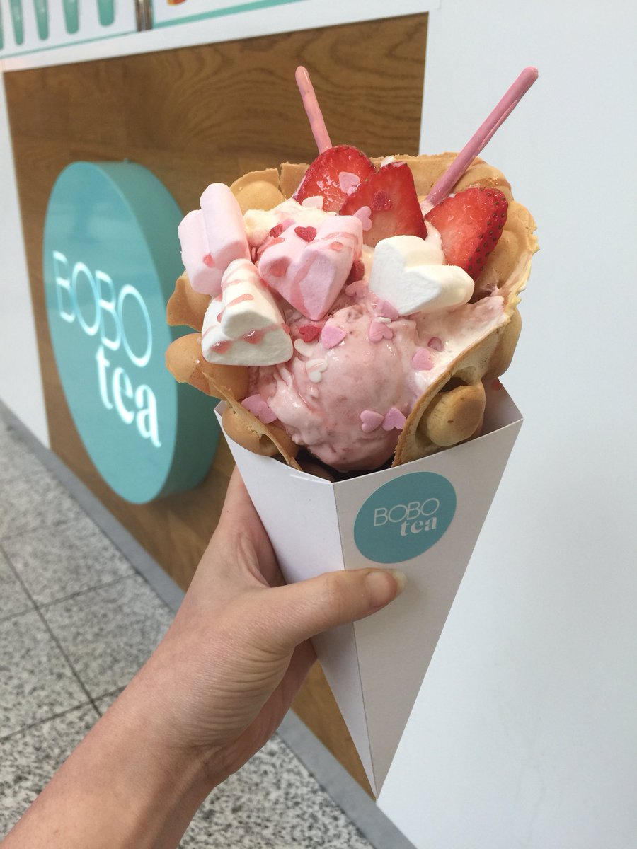 boboteamcr's tweet photo. Limited edition Valentine’s Bubble Waffles available now! https://t.co/REjRyxVyUs