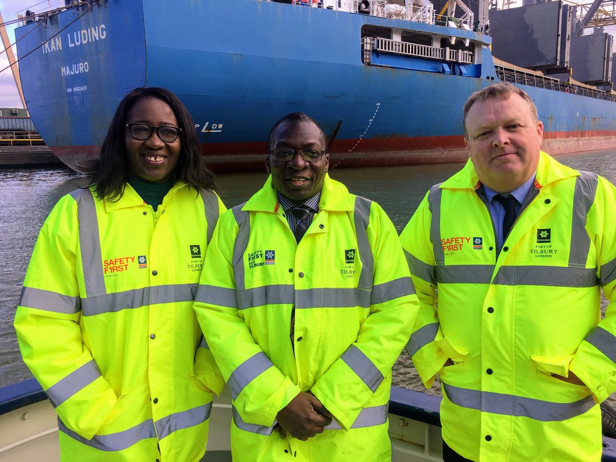 Great visit to Tilbury Ports! A large employer who are still expanding. Plsd that @Police_potll join <a href="/EssexPoliceUK/">Essex Police</a> to safeguard residents
