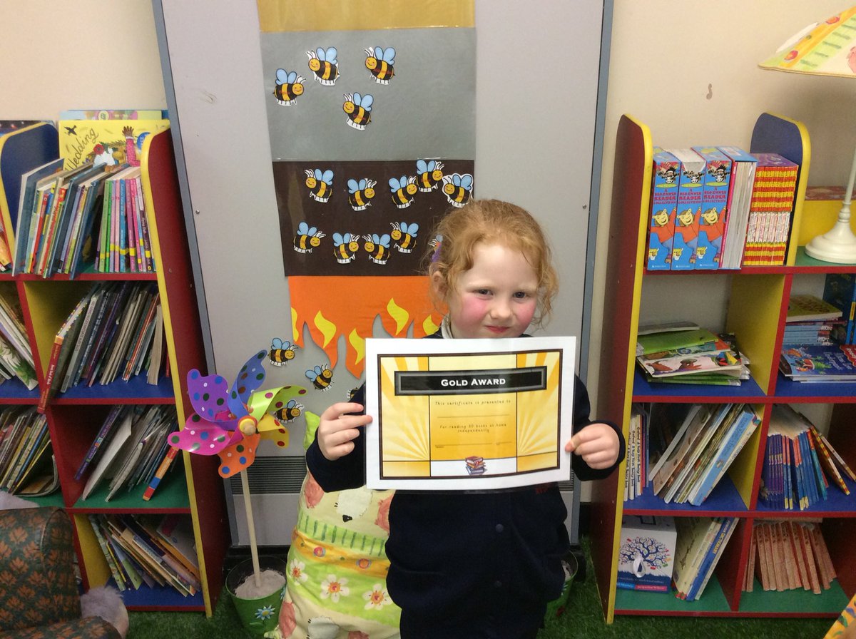 AbramBrynGates2's tweet image. Huge congratulations to Eva who has received her Gold Award for reading 30 books at home.  Well done Eva!
#proudteacher
#readingrocket
