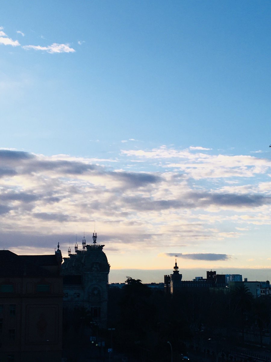 SoeursC's tweet photo. Good Morning #Barcelona 
@VisitBCN_FR https://t.co/CrkWPMuBpa