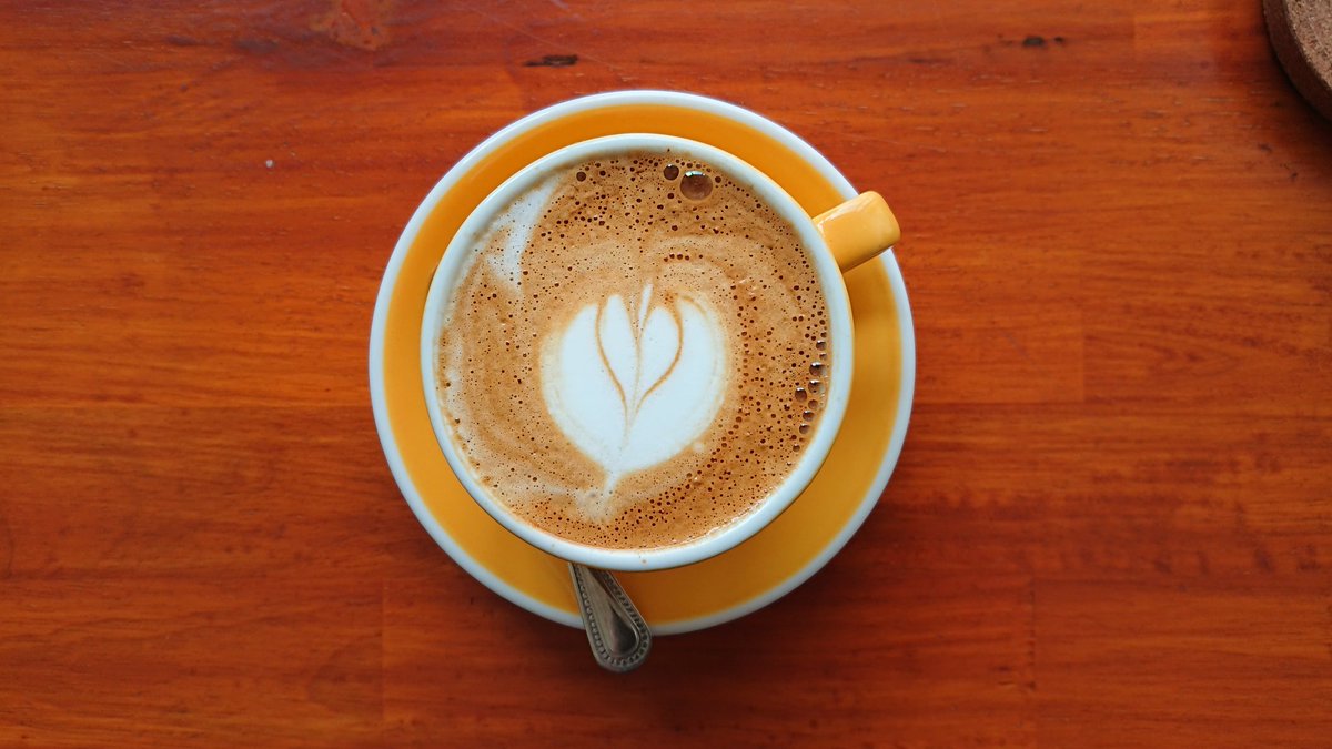 mookiespj's tweet photo. ร้านคั่วกาแฟฝั่งธน #RoastRunner https://t.co/c2rX8WdDai