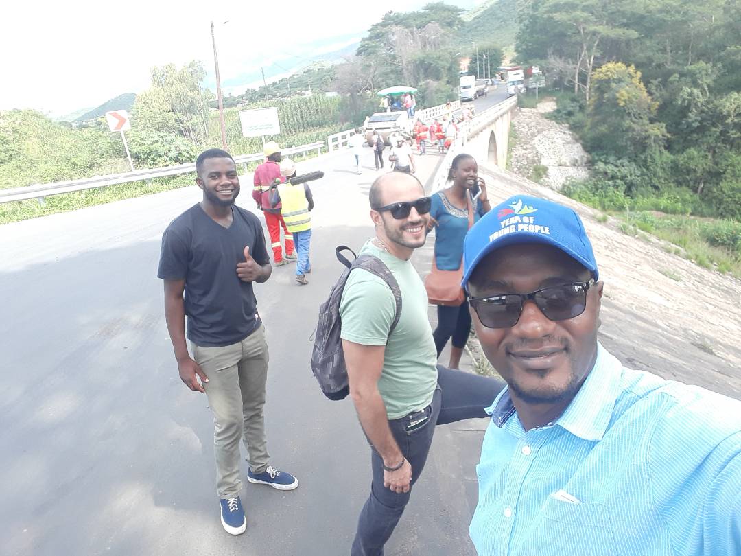 MagisZimbabwe's tweet photo. Team Magis Zimbabwe in Beira for the weekend to continue growing the fire started in Beira in October 2015. The Movement in Mozambique continues to grow. 

Representing Zim are Fr Padya SJ, Simon, Ruvimbo &amp; Arnold. Ricardo SJ came all the way from South Africa. 
#LivingMagis https://t.co/Z0SHd8vNJA