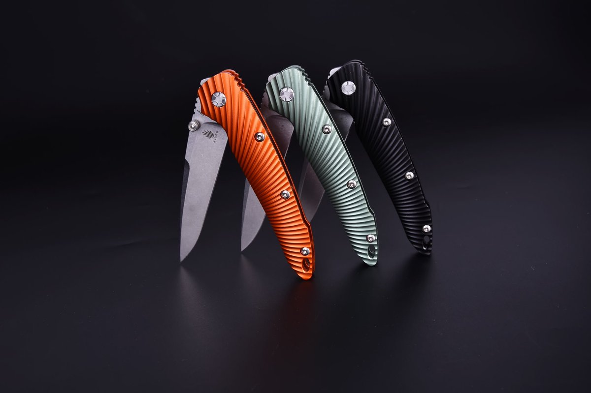 Kizer_Cutlery's tweet photo. Orange? Green? Or Black?
#kizer #kizerknife #knife #knifeday #knifeporn #knifefanatics #kizercutlery #knifecommunity https://t.co/Wfi4S4JAa5