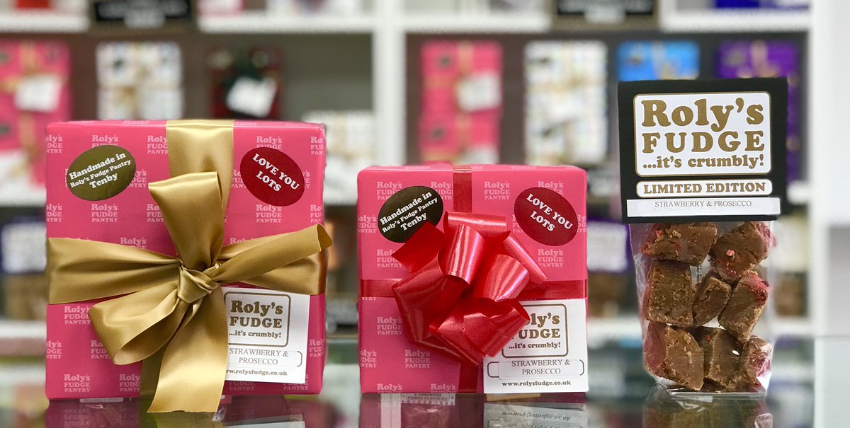 Strawberry🍓&amp; prosecco🥂 fudge lovingly gift wrapped for that special someone 💝

#rolysfudge #rolysfudgetenby #fudge #valentinesday #valentines #gift #present #love #tenby #Pembrokeshire #wales