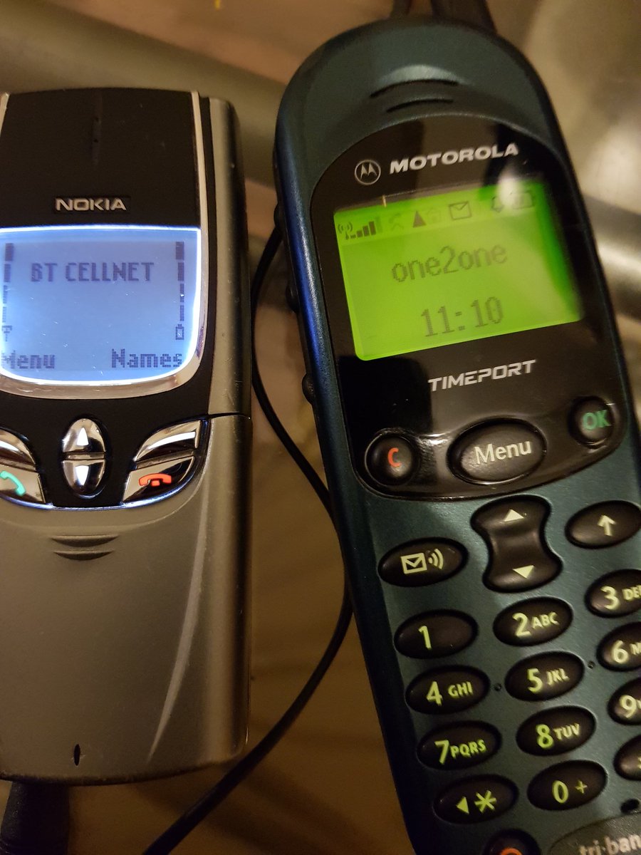 Chaiwithshaz's tweet photo. Did you own any of these??
Leave a comment!
#btcellnet
#ee
#121
@motorola @motorolaUK @nokiamobile @nokianesia #classic
#vintage
Shaz's Vintage reviews!!
#classics
#retro
#bestphonesofmytime
#nostalgia #derby
#stokeontrent https://t.co/m6vNPaOC3p