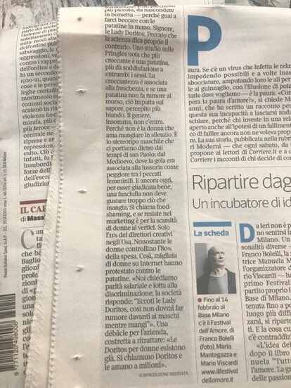 alelomi's tweet photo. L'epic fail della #Doritos con la patatina soft per #donne, che non fa rumore e non sporca. Ci mancava lo snack sessista. #colonninoamoroso @CostanzaRdO https://t.co/MD2cgjqqgs