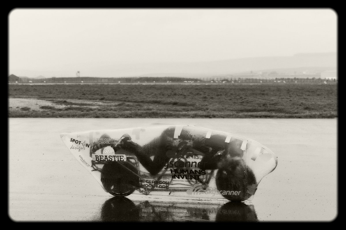 Not rocket science but a great photo captured by @CSPhotoscan <a href="/GraemeObree/">Graeme Obree -</a> testing Beastie at spaceport contender #macrihanish in the build-up to World Speed Champs at Battle Mountain, Nevada. Catch the full incredible story at <a href="/BattleMountFilm/">Battle Mountain Film</a> gobattlemountain.com