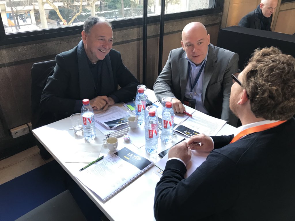 ChrBonnard's tweet photo. Paul Hermelin participe ce matin au top 2018 de l’AFEP : speed dating avec des dirigeants de PME / ETI. #LeTop2018 https://t.co/o8Uq0ZHW7P