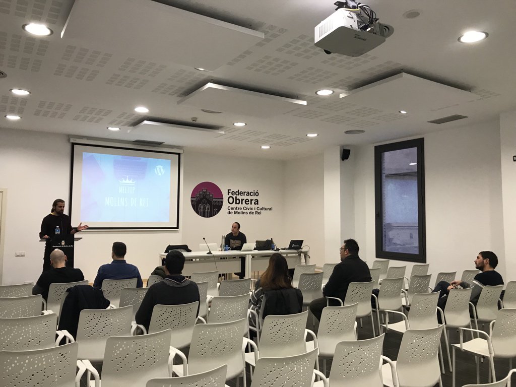 WP_Molins's tweet photo. Comença el primer WordPress Meetup a Molins de Rei https://t.co/oKrKhgpNU5
