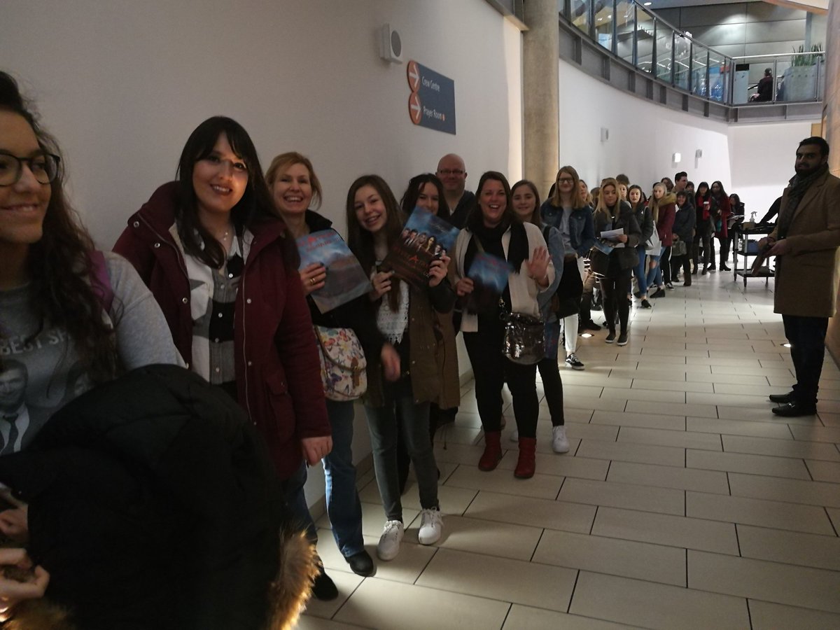 RevEndgAmeEvent's tweet image. We're so excited!👏 #pllcon #RevelationsEndGameUK