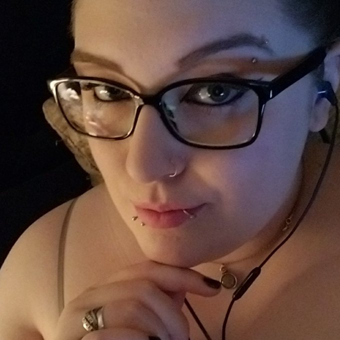 #NewProfilePic https://t.co/Rvu6SHCTx5<a href="/tag/newprofilepic"class="tags">#NewProfilePic</a>