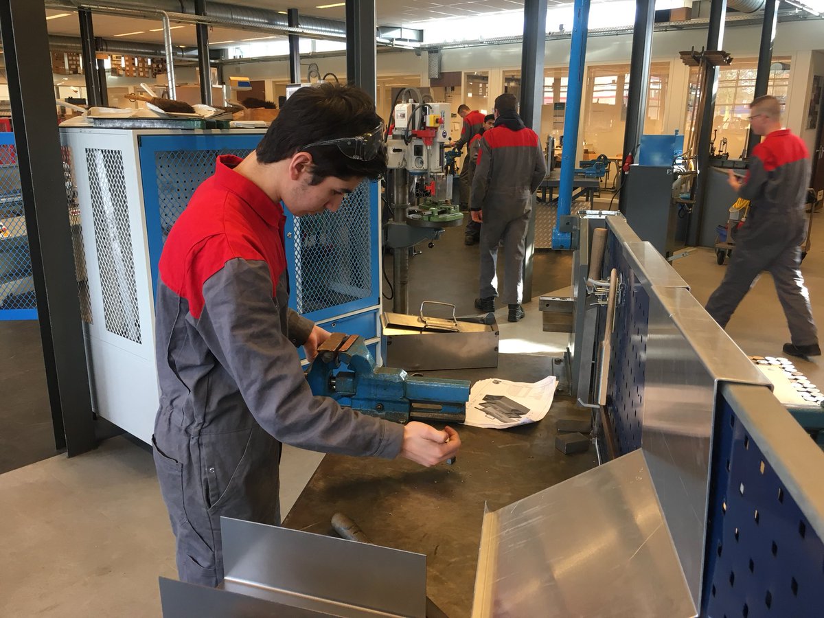 Maarten van Rossem tweet media