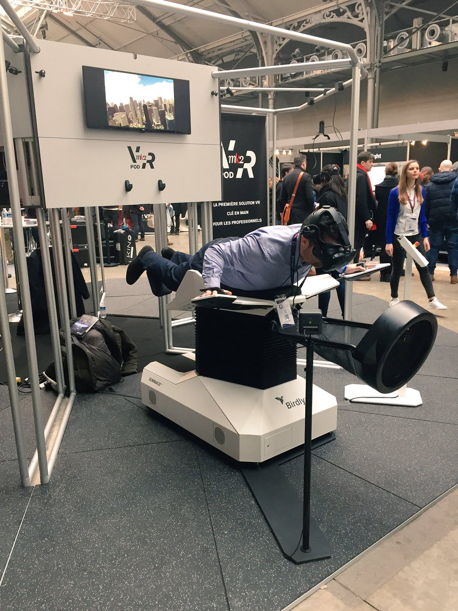 VIChristel's tweet photo. Like an eagle 🦅 @mk2VRX #birdly #Virtuality2018 #VR #Experiences https://t.co/mUuAG8vUzG
