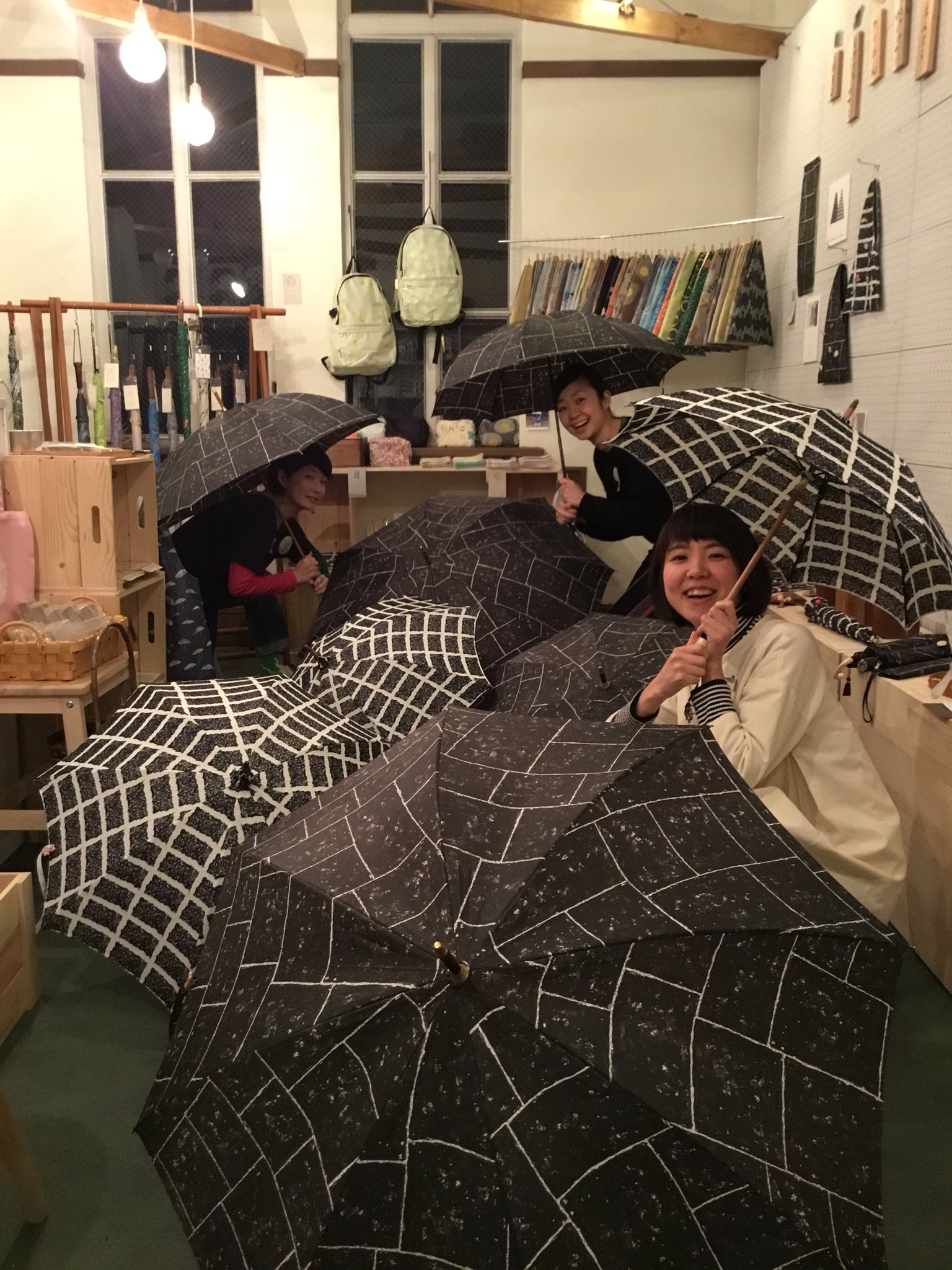 イイダ傘店 のり弁日傘 （イイダ傘店】 雨傘 のり弁 -の商品詳細