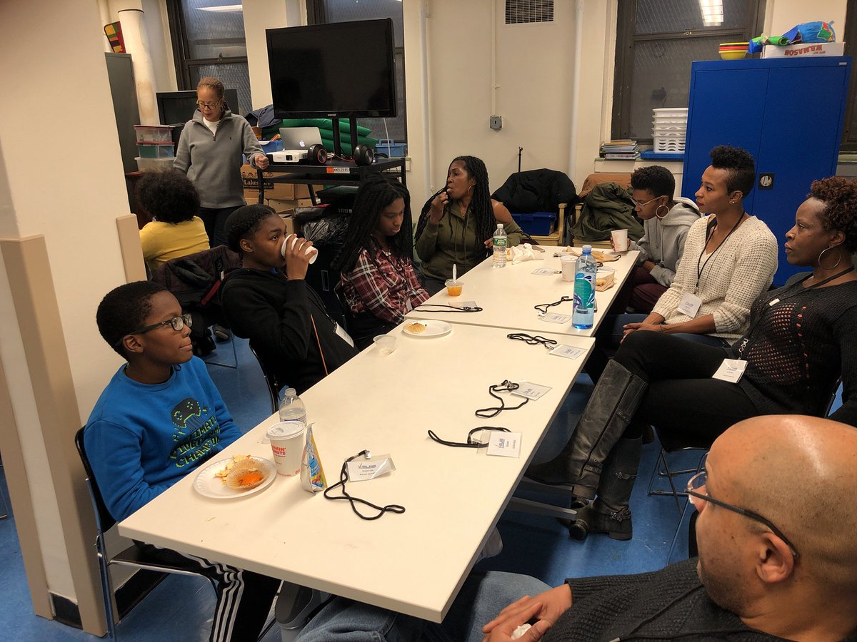 velms4u's tweet photo. Saturday workshops #mentoring #VELMS https://t.co/g7Ase44npM