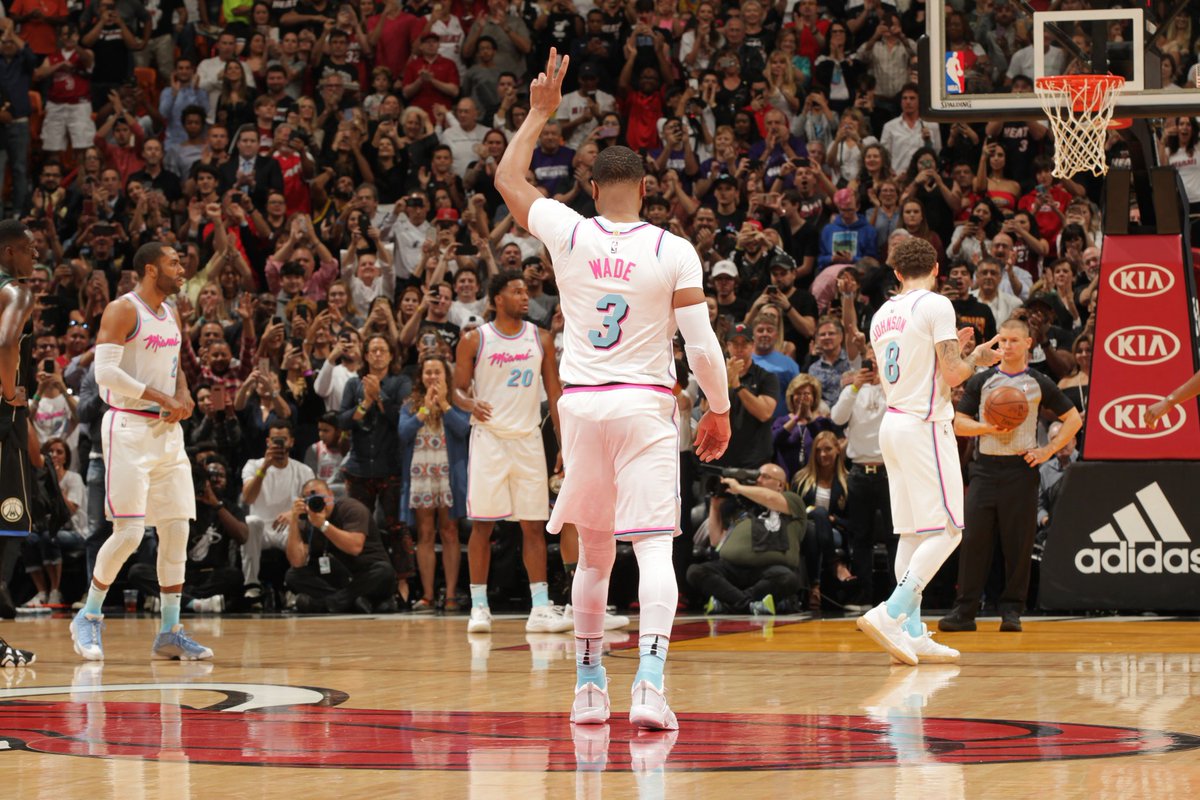 RalphGregoire5's tweet photo. dwyane wade is back with his old team again with the miami heat and the same number 3# on his jersey after thursday deadline trade #DWade #backwithteam #MiamiHeat #backinmiami @RobPowersTV @OvermyerTV @wallerABC7 ๐๐๐บ๐บ๐ฏ๐ฏโโ๐๐๐๐๐๐ฑ๐ท https://t.co/68rziZwniG