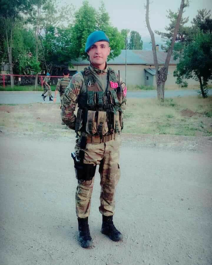 Afrin’de şehit olan Suvarlı’lı hemşerimiz Enes SARIASLAN’ın, mekanı Cennet, Şehadeti mübarek olsun. Kederli ailesine Yüce Rabbim sabırlar versin.