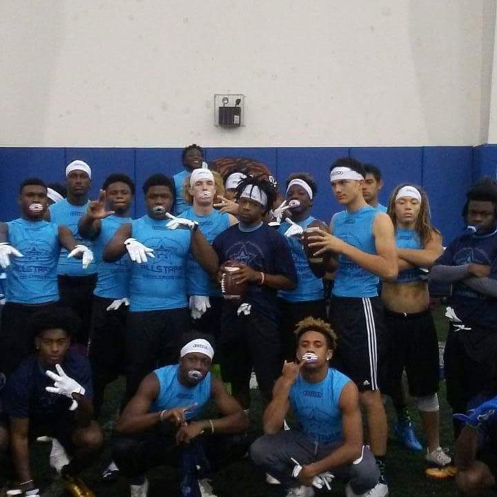 Excelspeed12's tweet image. Congratulations to all the Boyz that trusted the process. It took a Village we was a big part. #ExcelSpeedTraining #MikeDunnQB24/7 #HighSchoolCoach #CoachLo4Life