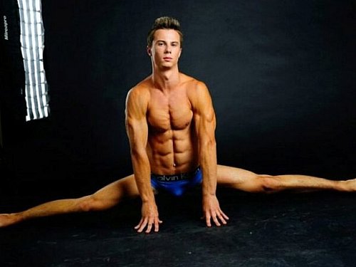 #Gay #MuscleCam Jose Rainbow Live! Now at https://t.co/zDbZsDyOz5! https://t.co/b7jiAtZCXP
