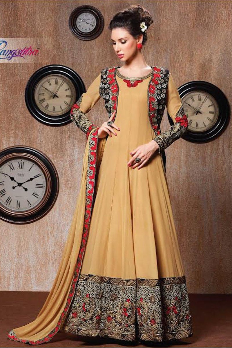 Asian_CoutureUK's tweet photo. Stunning Georgette Anarkali Suits. Get these for your next friend's #wedding or maybe your own #mehendi.
Shop Online at > https://t.co/MdJ6r3BjeP
#AsianCouture #Rangsutra #MehndiWear #salwarkameez #DesiFashion #Indianfashion #AnarkaliDress #AsianBride #Valentines https://t.co/XSlgKE61yx