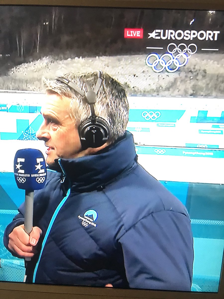 Catching some excellent #WinterOlympics2018 coverage on @Eurosport Loving the big blue coats on the presenters… could do with something like that for the rugby today #ENGvWAL 😉 @DiscoveryComm @OSpringgay @Eurosport_UK