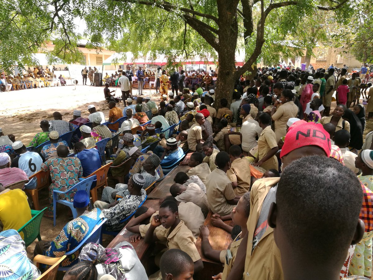 abtofficiel's tweet photo. La mobilisation de #Ouake démontre que les populations sont conscientes de la nécessité de la résilience, face aux #ChangementsClimatiques. #MEPD #ABT_Benin @gouvbenin @PNUDBenin https://t.co/6cJpkuMTtH