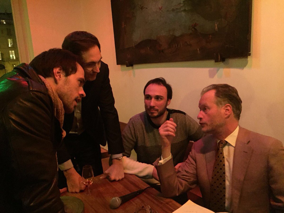 Merci Marc-André Selosse pour ce voyage <a href="/LeCravateClub/">Cravate Club</a> dans l’infiniment petit! Ce monde microbien à l’origine du Vivant qui bouleverse quand on le découvre ! #biologie #ecologie #vivant #soil #microbe #paris