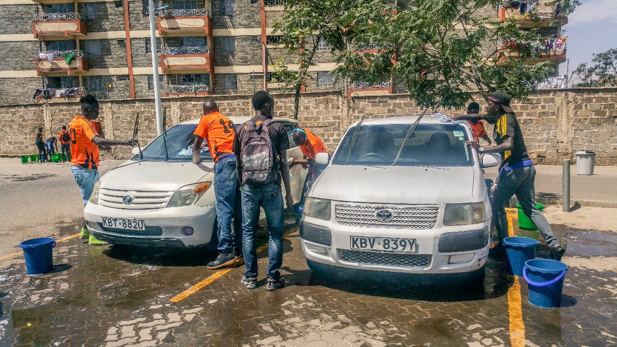 Hapa kazi tu! We're offering a free car wash at Naivas Buruburu today courtesy of our football club <a href="/NaivasFc/">Naivas FC</a>