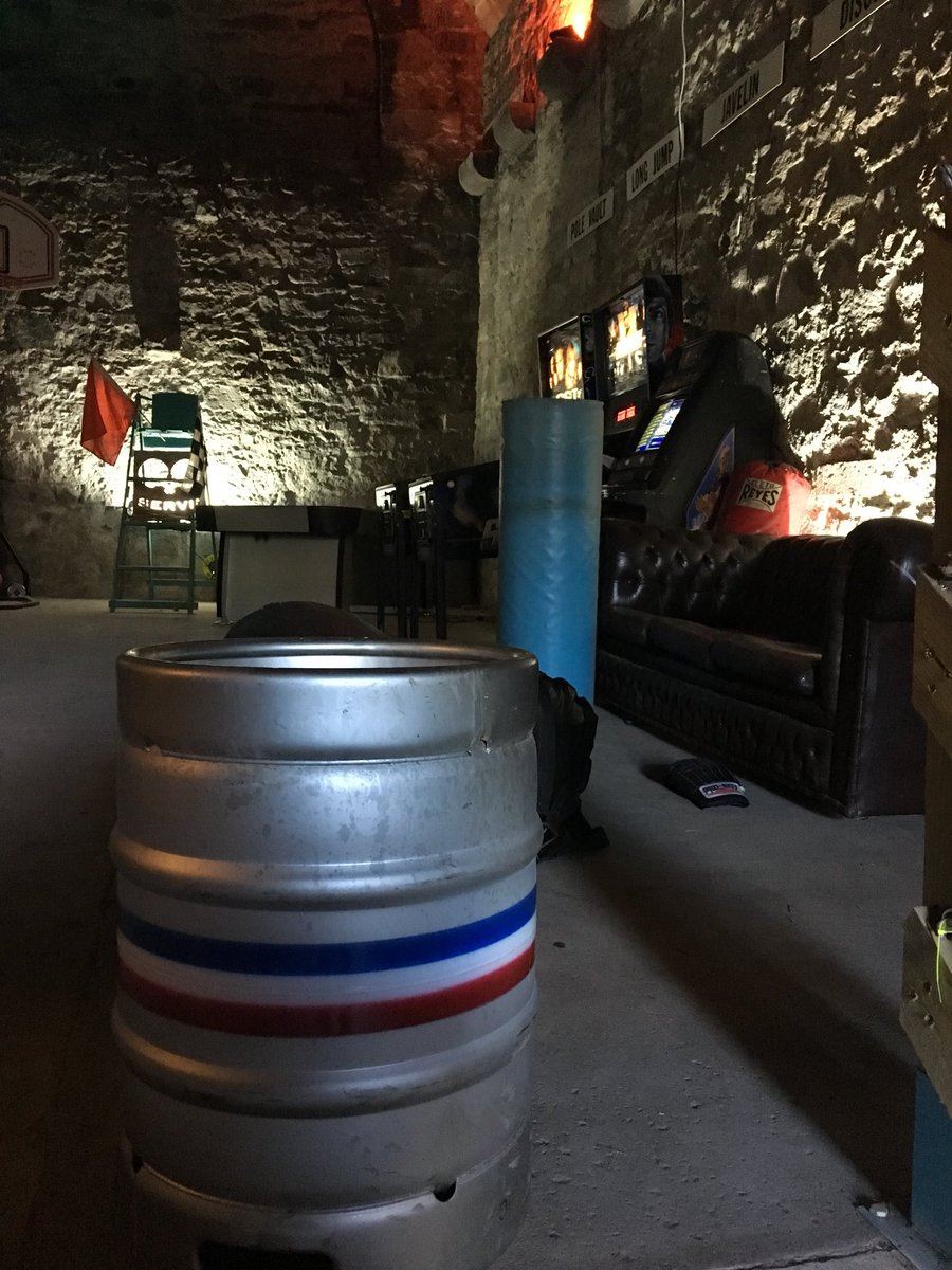 Watchin <a href="/SixNationsRugby/">Guinness Men's Six Nations</a>?, don’t miss out on th coolest live rugby venue in town..even seat 4 th frenchman!,all 2day’s games ‘n’ live on 4 big screens Scotland v France,games room #streetfood ‘n’ of course a bar! <a href="/scottishrugby/">Scottish Rugby</a> <a href="/scotland_team/">ScottishRugby</a> #scottishrugby #Edinburgh #liverugby