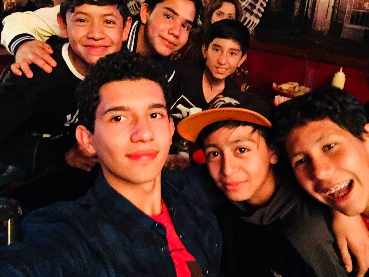 AXdxdpro's tweet image. Eagles !!!🏈🍻